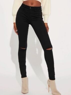 Fashion Nova Busted Knees Skinny Jeans